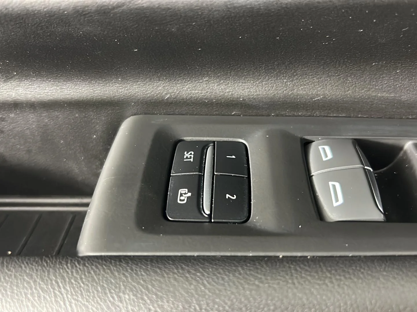 Used 2023 Summit White Chevrolet High Country image 23