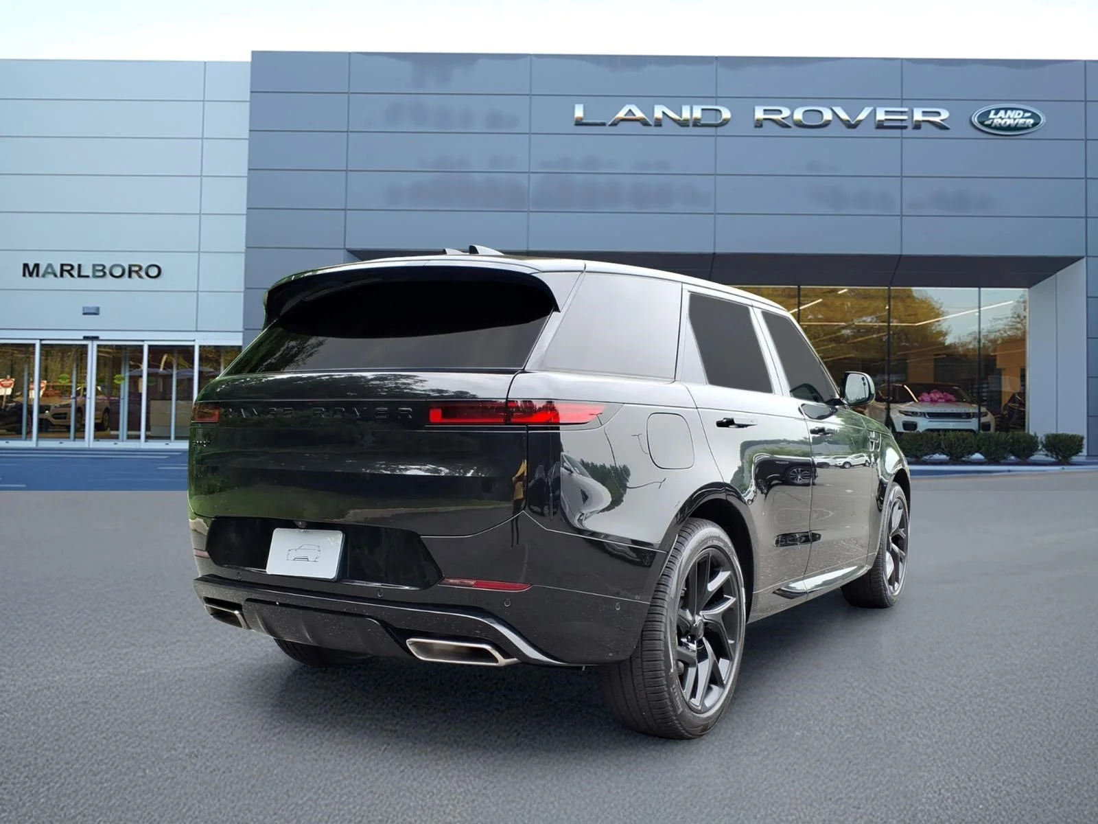 New 2026 Black Land Rover Dynamic SE image 2
