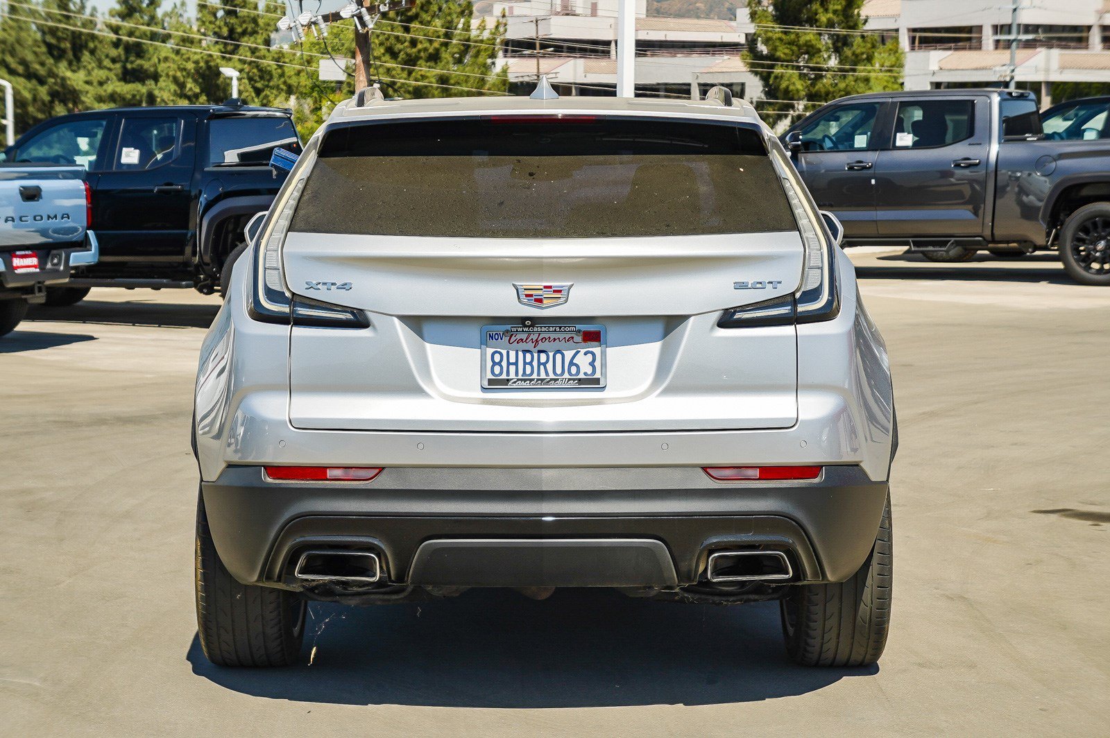 Used 2019 Radiant Silver Metallic Cadillac FWD Sport image 5