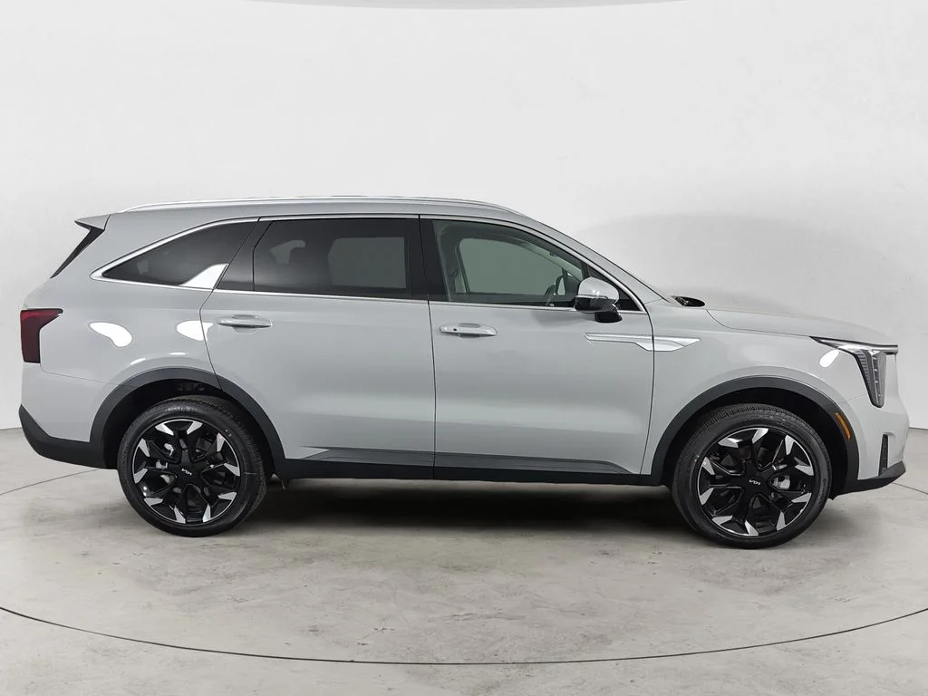Used 2026 Gray Kia EX image 6