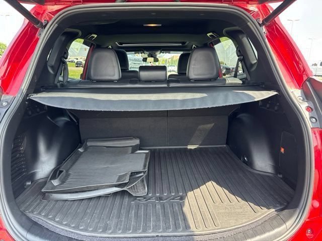Used 2017 Barcelona Red Metallic Toyota SE image 16