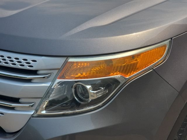 Used 2014 Gray Ford XLT image 32