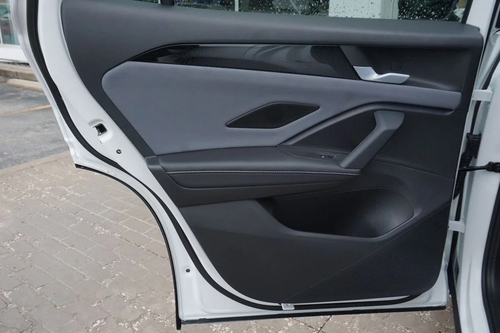 New 2026 White/off-white Volkswagen 2.0T SE R-Line Black image 26