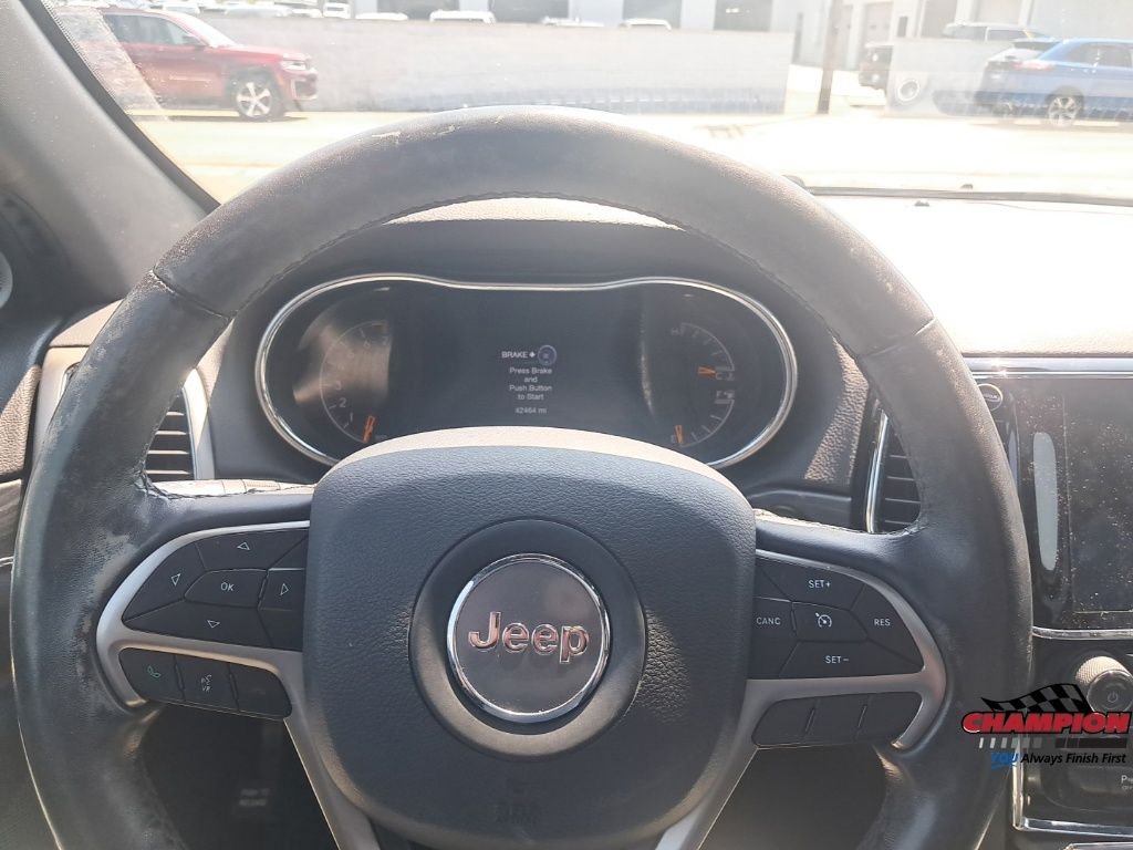 Used 2020 Crystal Metallic Jeep Limited image 19