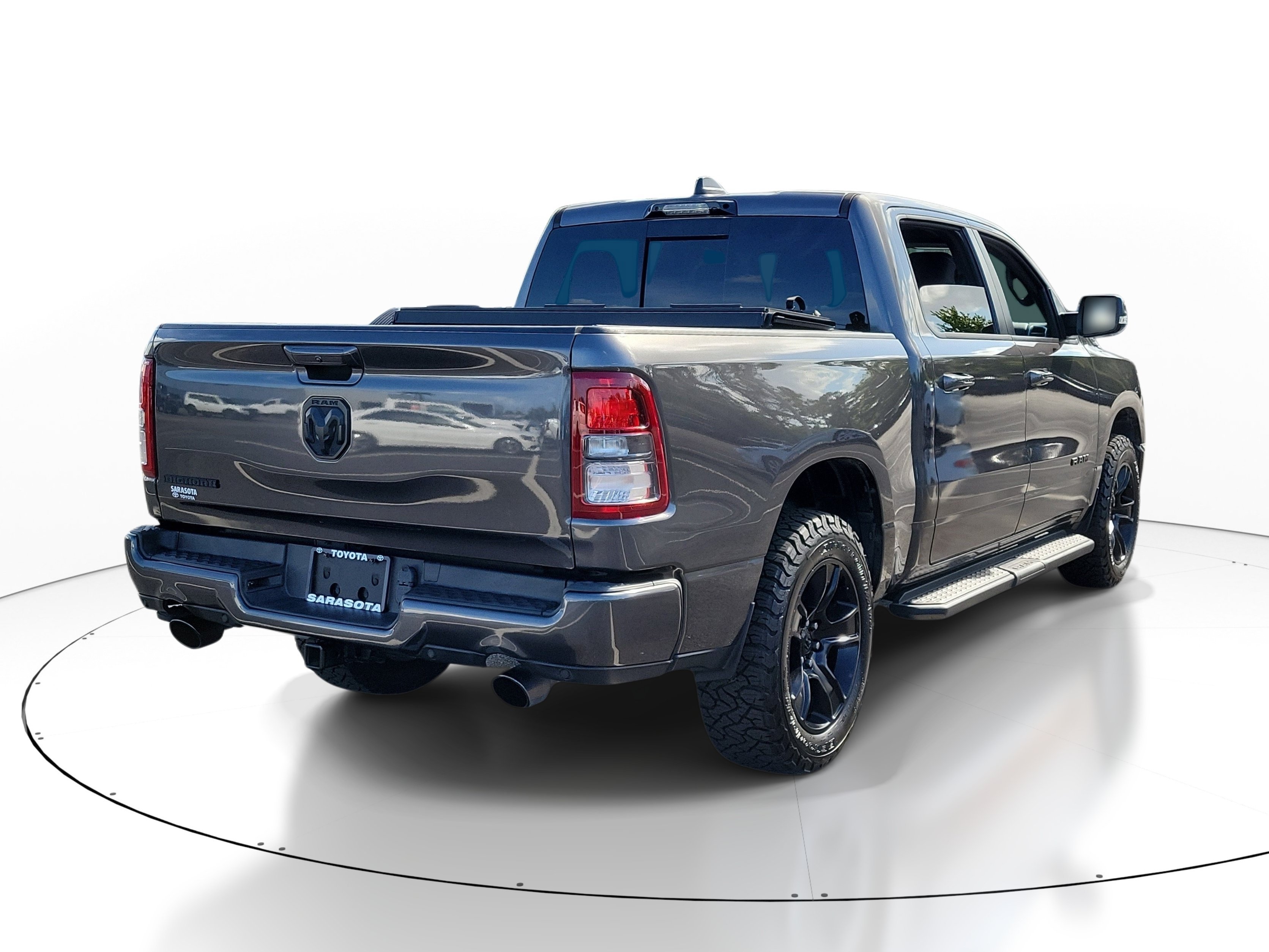Used 2022 Granite Crystal Metallic Clearcoat Ram Big Horn/Lone Star image 5