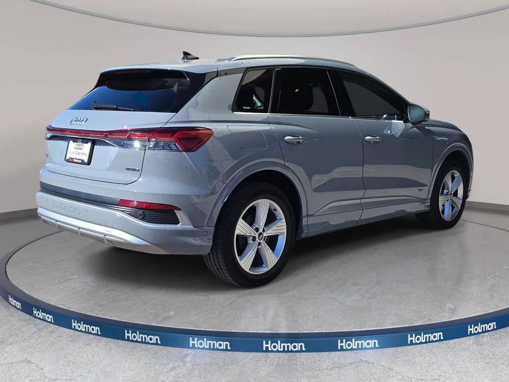 Used 2023 Gray Audi Premium Plus image 6