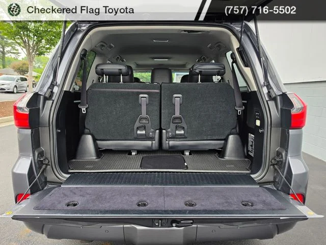 Used 2018 Nebula Gray Pearl Lexus 570 image 16