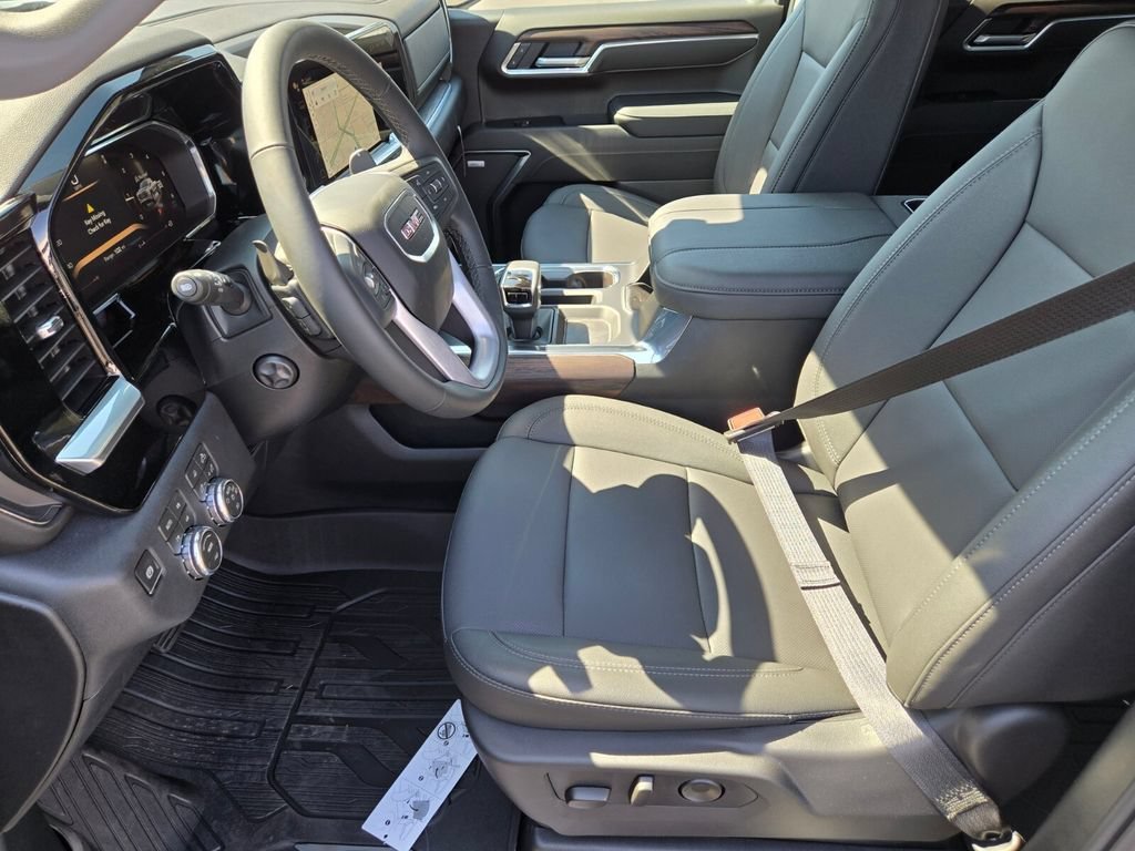 2026 GMC Sierra 1500 SLT - Photo 6