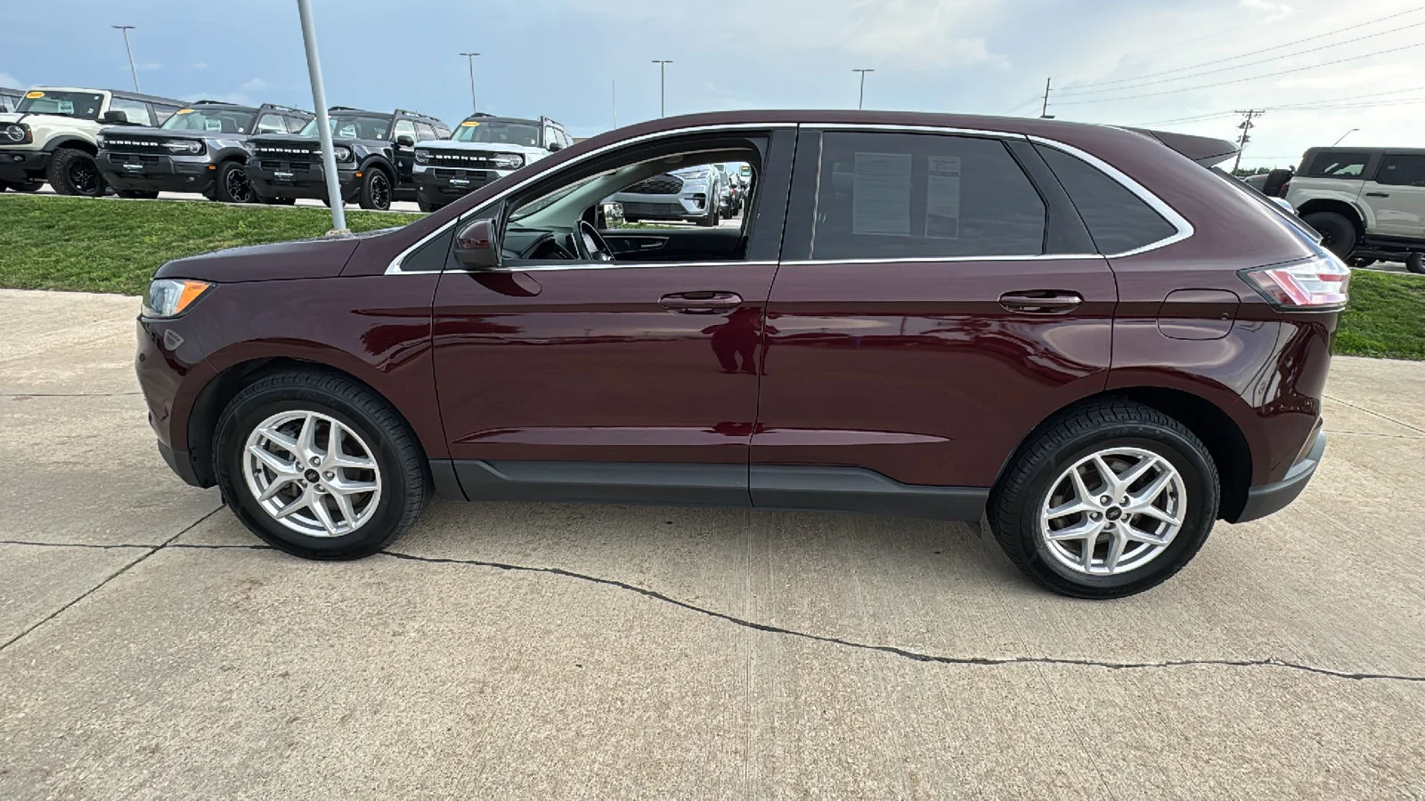 Used 2023 Red Ford SEL image 6