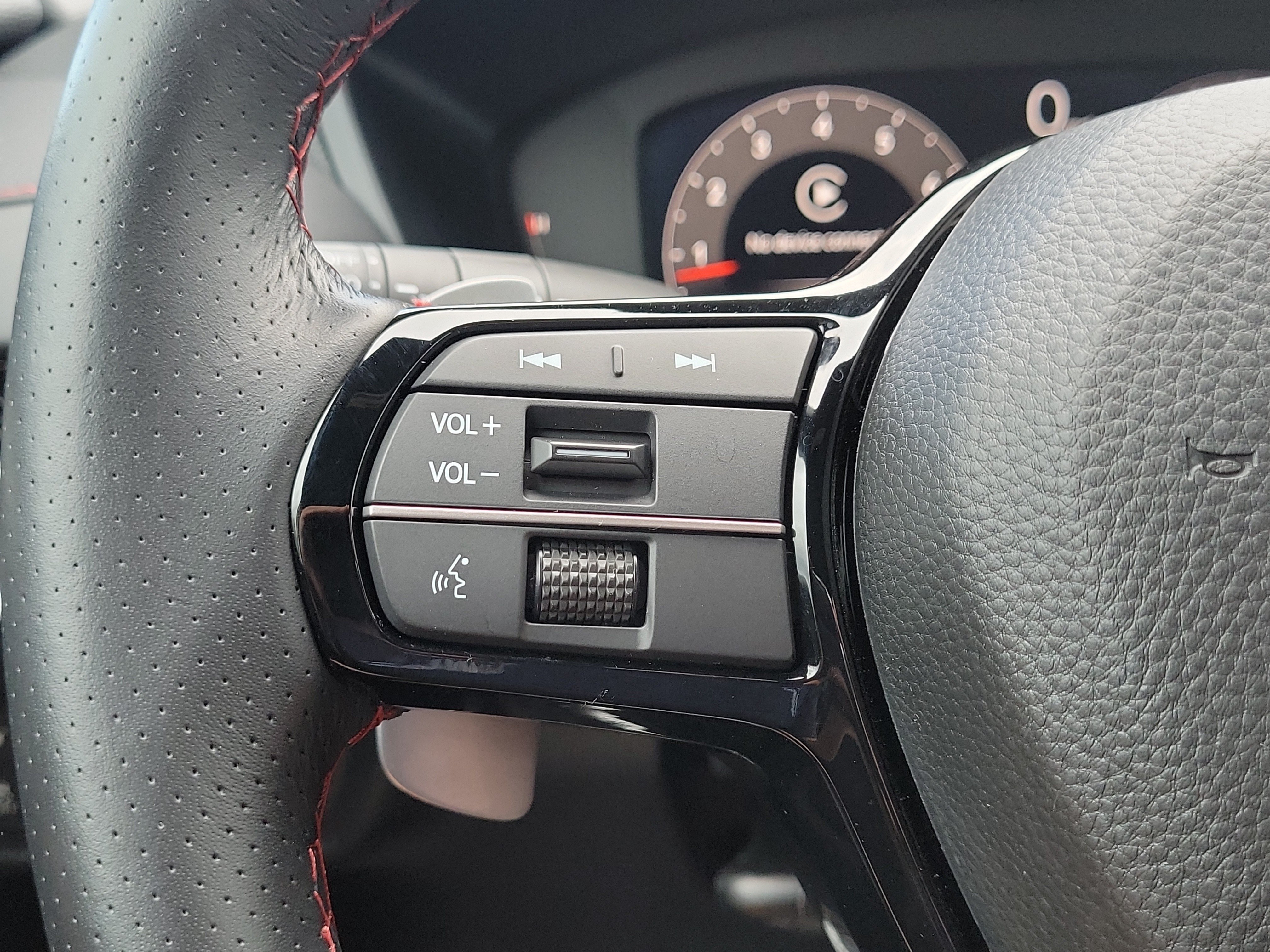 Used 2025  Acura w/A-Spec Package image 30