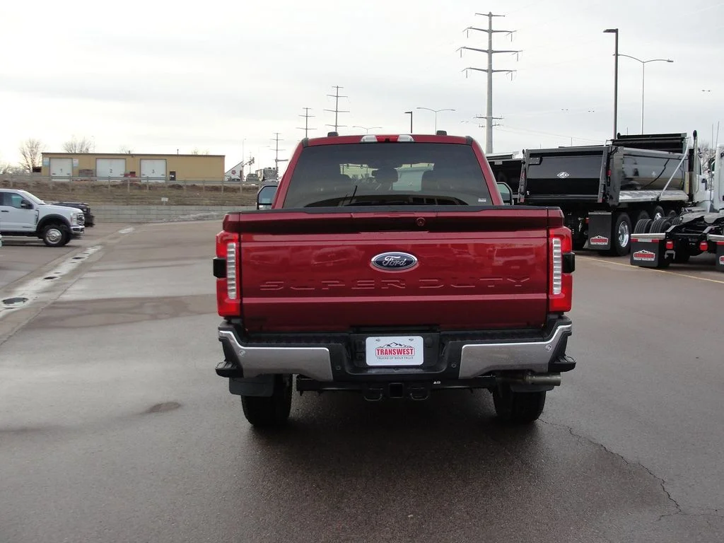 New 2026 Ruby Red Metallic Tinted Clearcoat Ford F-250® XLT image 4