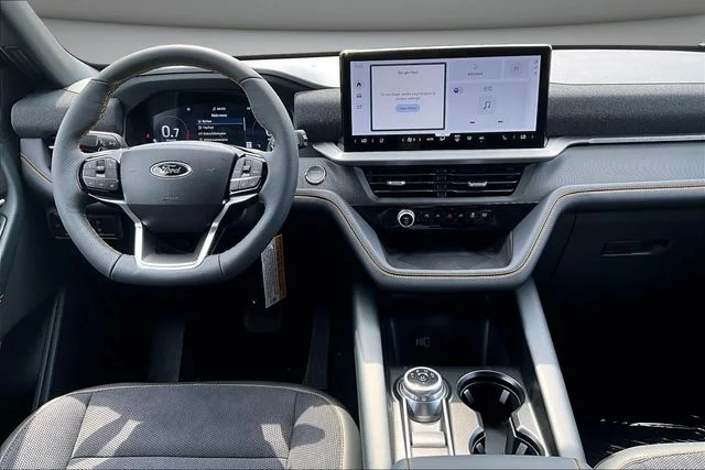New 2026 Star White Metallic Tri-Coat Ford Tremor® image 5