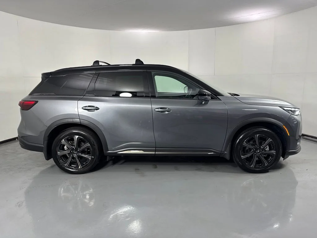 Certified Used 2026 Gray INFINITI Autograph image 5