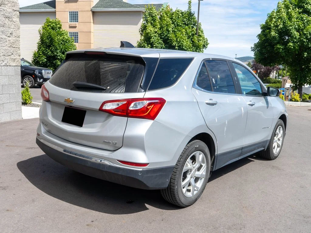 Used 2021 Silver Chevrolet LT image 7