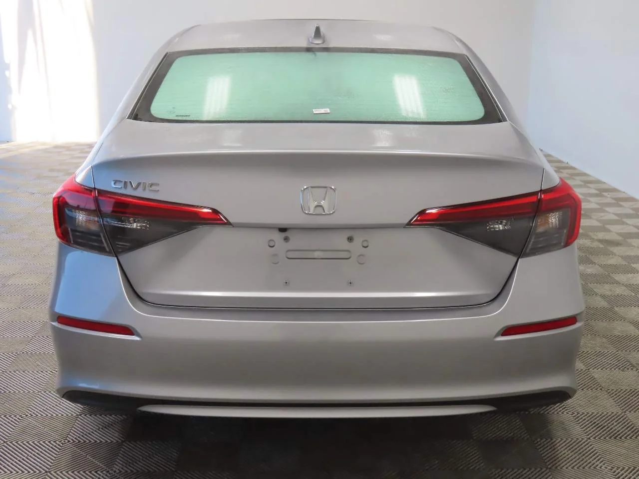 Used 2023 Lunar Silver Metallic Honda EX image 4