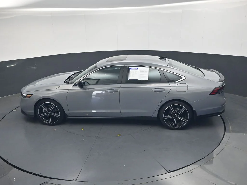 Certified Used 2025 Urban Gray Pearl Honda Sport image 36
