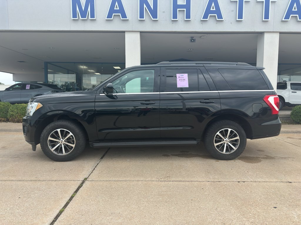 Used 2018 Shadow Black Ford XLT image 35
