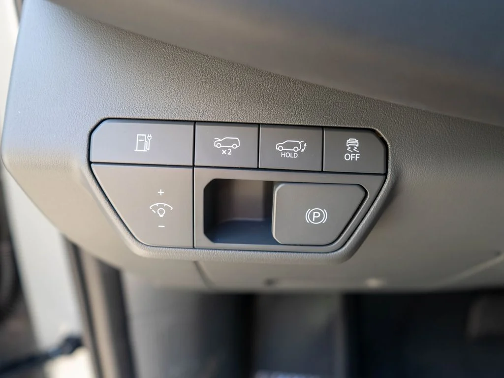 New 2026 Wolf Gray Kia Land AWD image 23