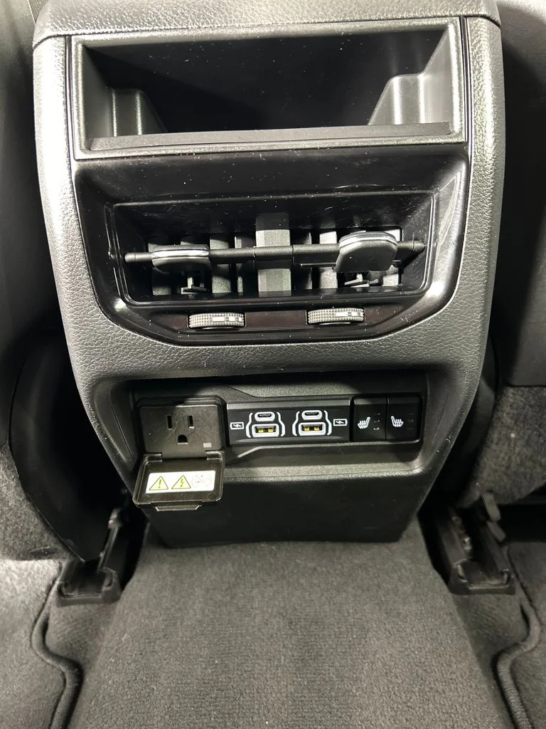 Used 2023 Red Jeep Limited image 18