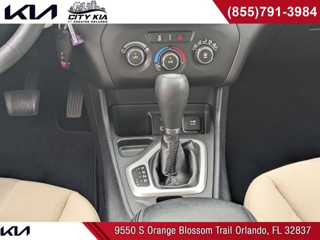 Used 2018 Black Jeep Latitude image 19