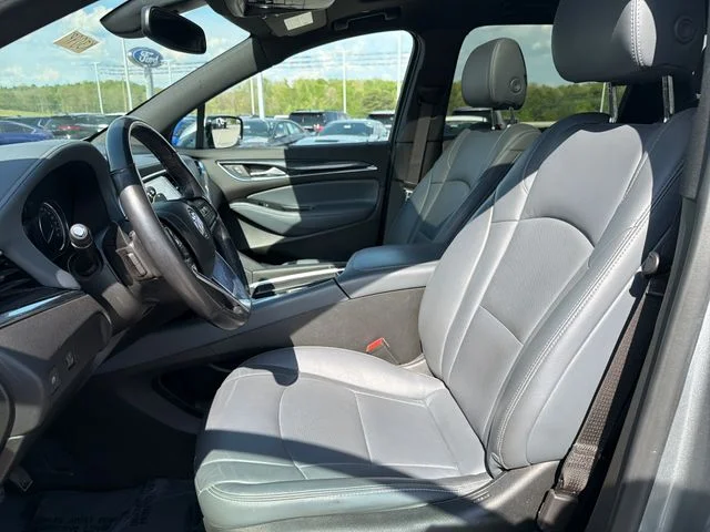 Used 2023  Buick Essence image 20