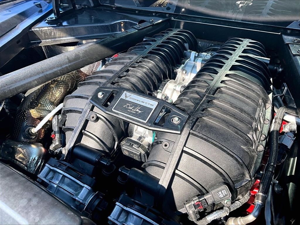 Used 2024 Blue Chevrolet Z06 image 34