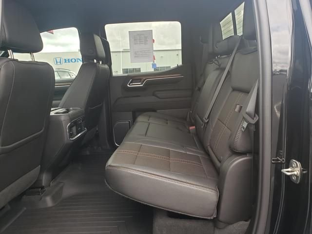 Used 2022 Black Chevrolet High Country image 12