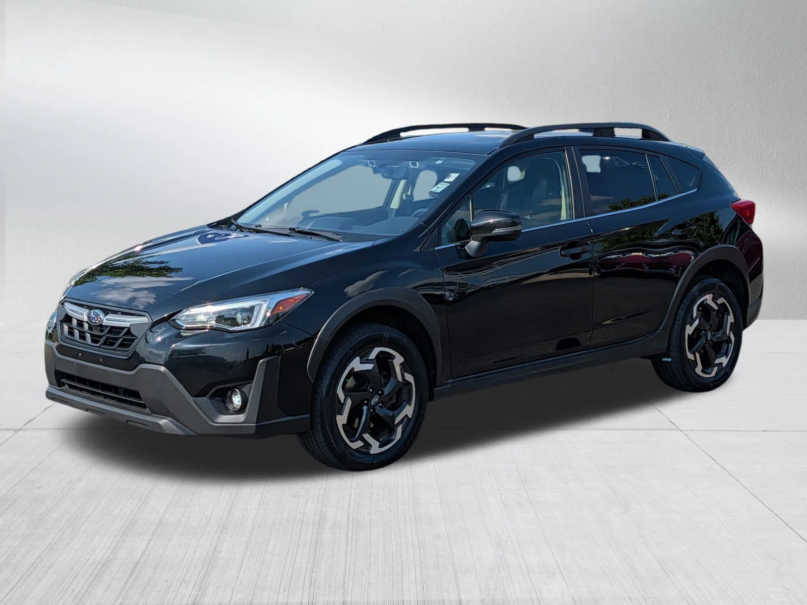 Used 2022 Crystal Black Silica Subaru Limited image 3