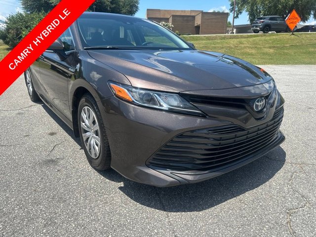 2018 Toyota Camry Hybrid LE