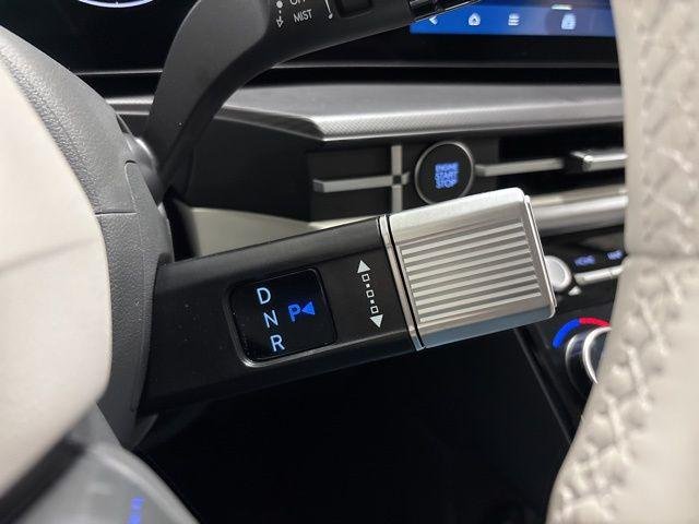 New 2026 Silver Hyundai SEL AWD image 19