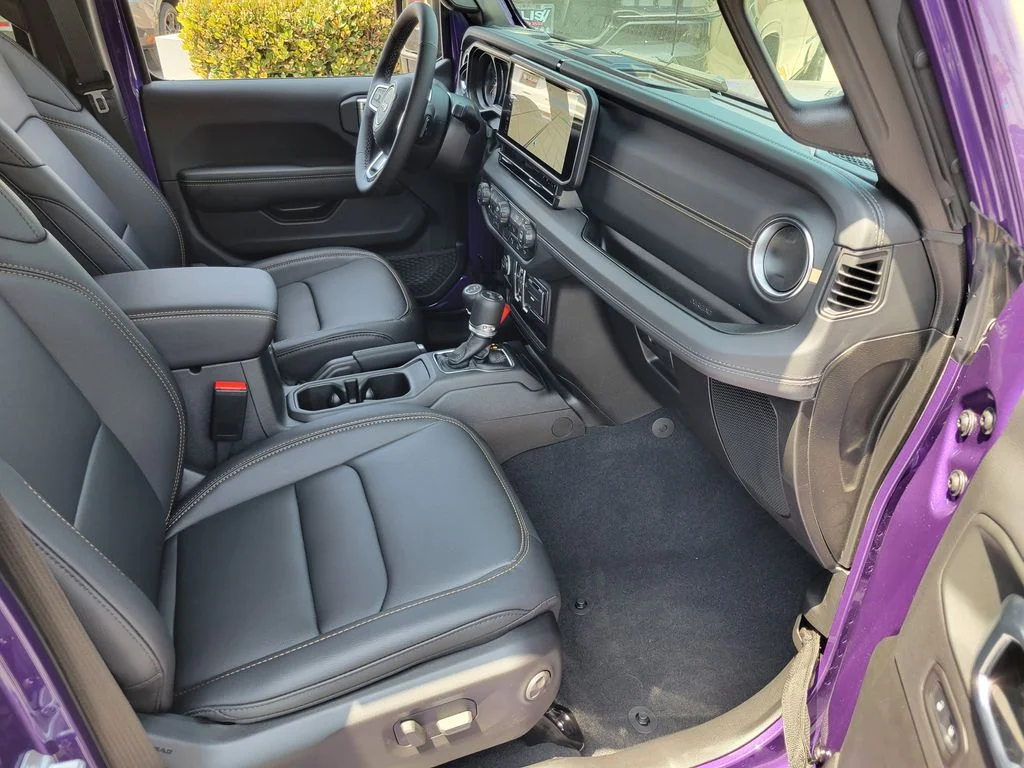 New 2026 Reign Exterior Paint Jeep Sahara image 17