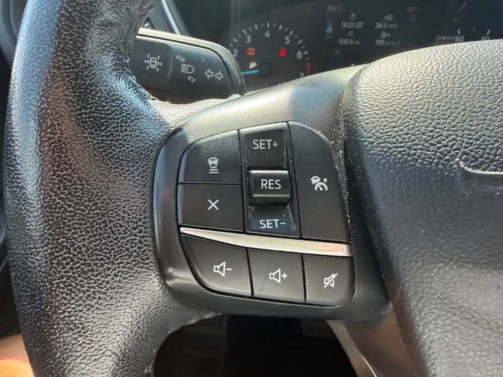 Used 2020 Silver Ford SEL image 16
