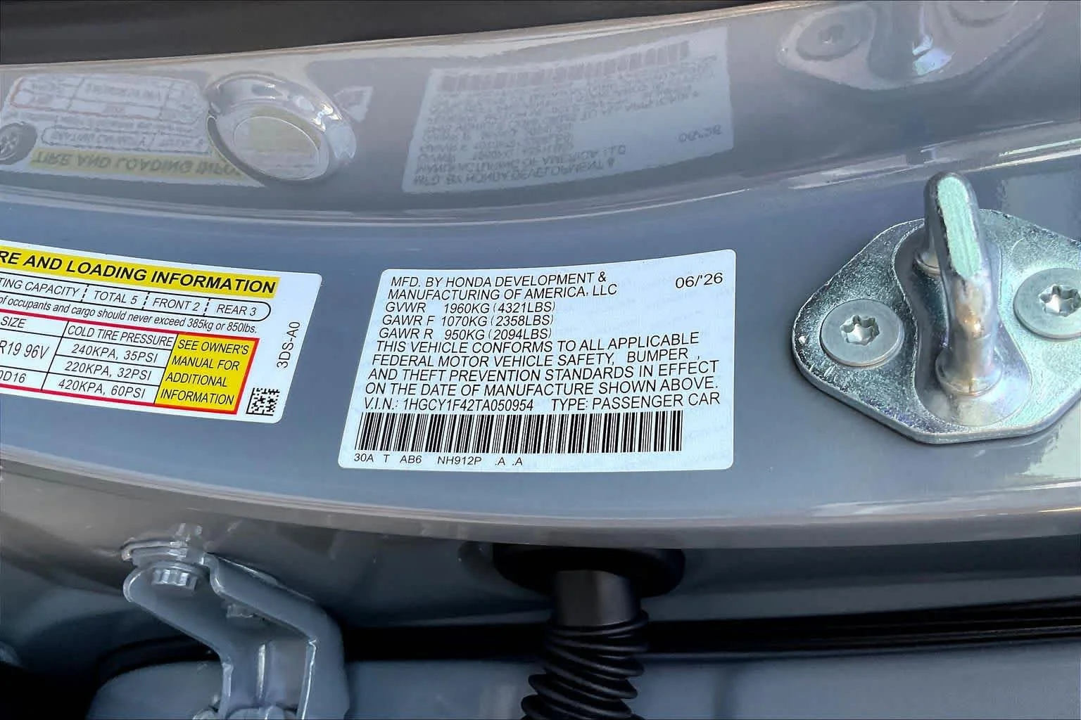 New 2026 Urban Gray Pearl Honda SE image 19