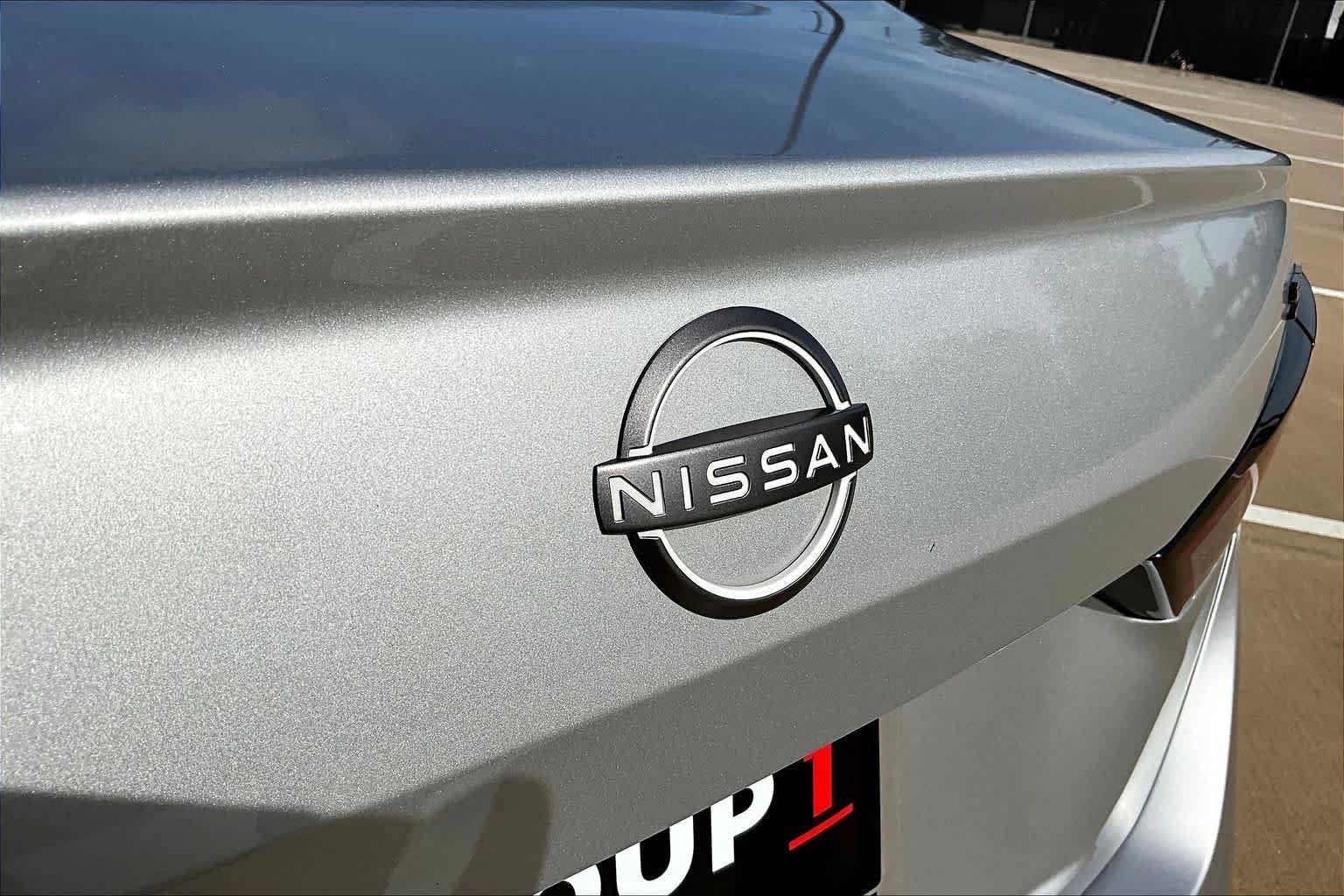 Used 2024 Brilliant Silver Metallic Nissan 2.5 SR image 10