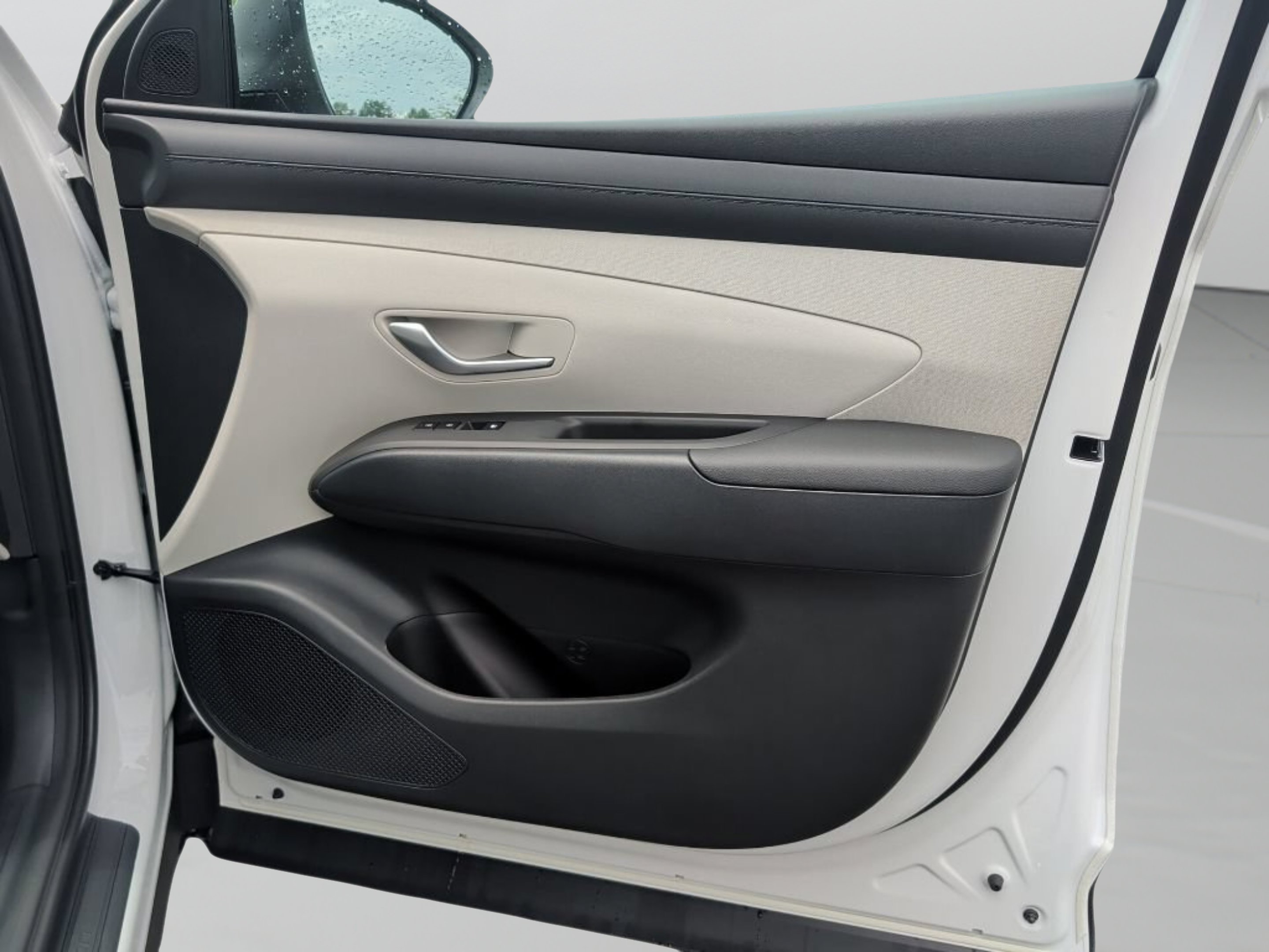 New 2026 Creamy White Pearl Hyundai SEL Convenience image 40
