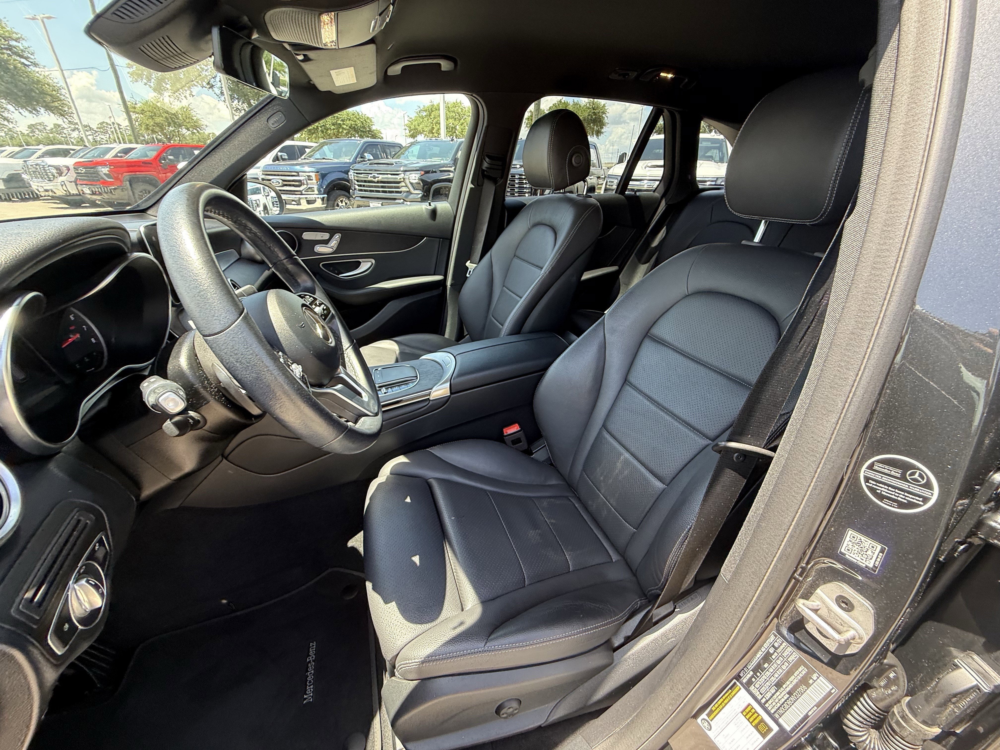 2022 Mercedes-Benz GLC GLC300 - Photo 26