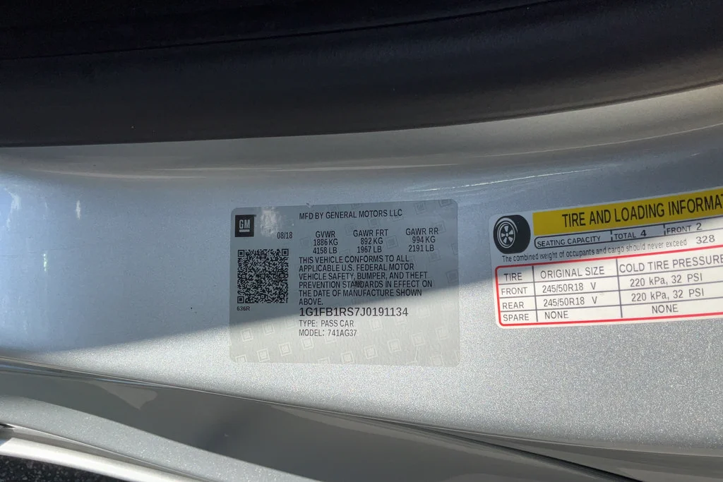 Certified Used 2018 SILVER ICE METALLIC Chevrolet 1LT image 25