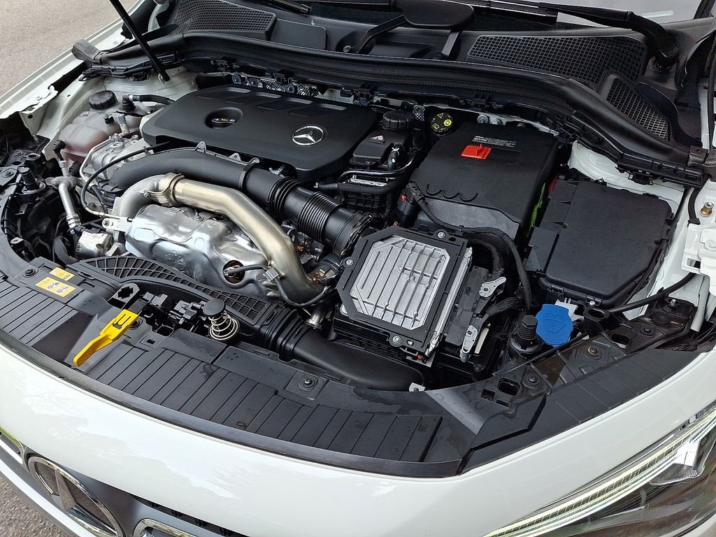 Certified Used 2026 White Mercedes-Benz GLA 250 image 27