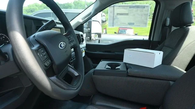 New 2026 Oxford White Ford F-450® XL image 16