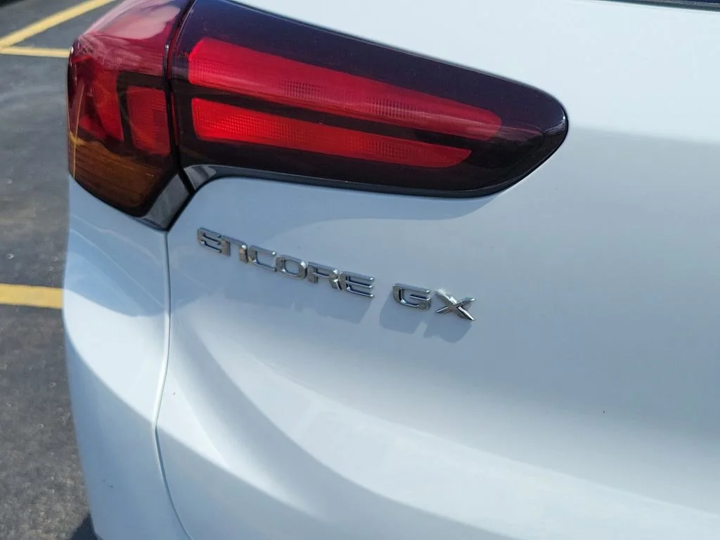 Used 2025 Summit White Buick Preferred image 8