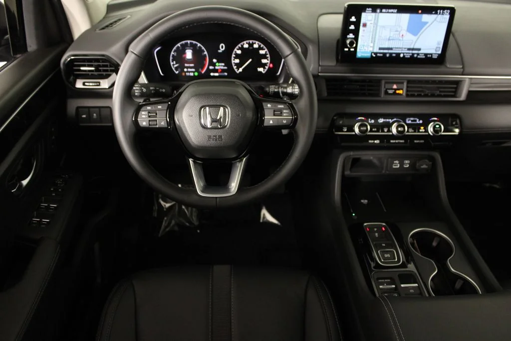 2025 Honda Pilot Touring - Photo 6