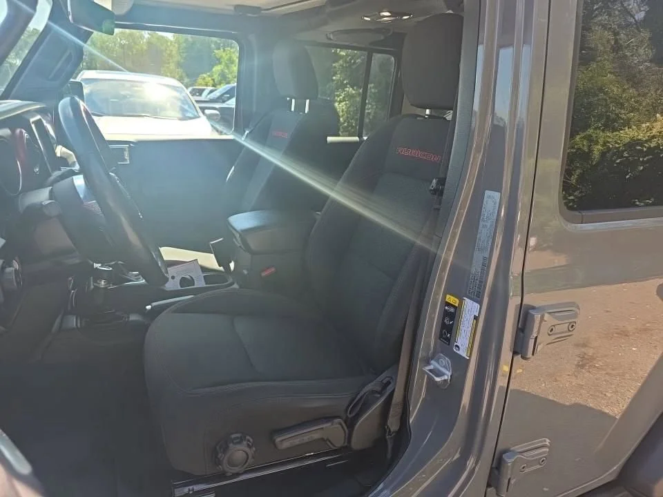 Used 2022 Gray Jeep Unlimited Rubicon image 9