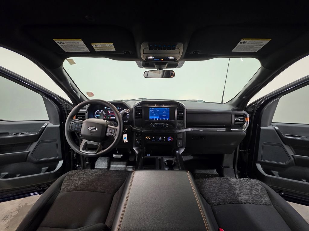 Used 2022 Antimatter Blue Metallic Ford Tremor image 14