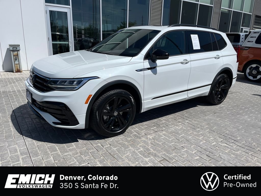 2024 Volkswagen Tiguan 2.0T SE R-Line Black 4Motion's photo