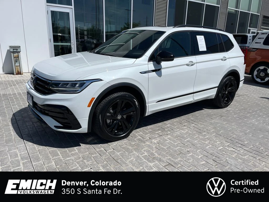 2024 Volkswagen Tiguan 2.0T SE R-Line Black 4Motion's photo