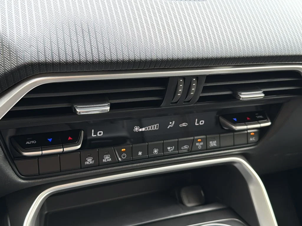 New 2026 Black Mazda 3.3 Turbo Select image 19