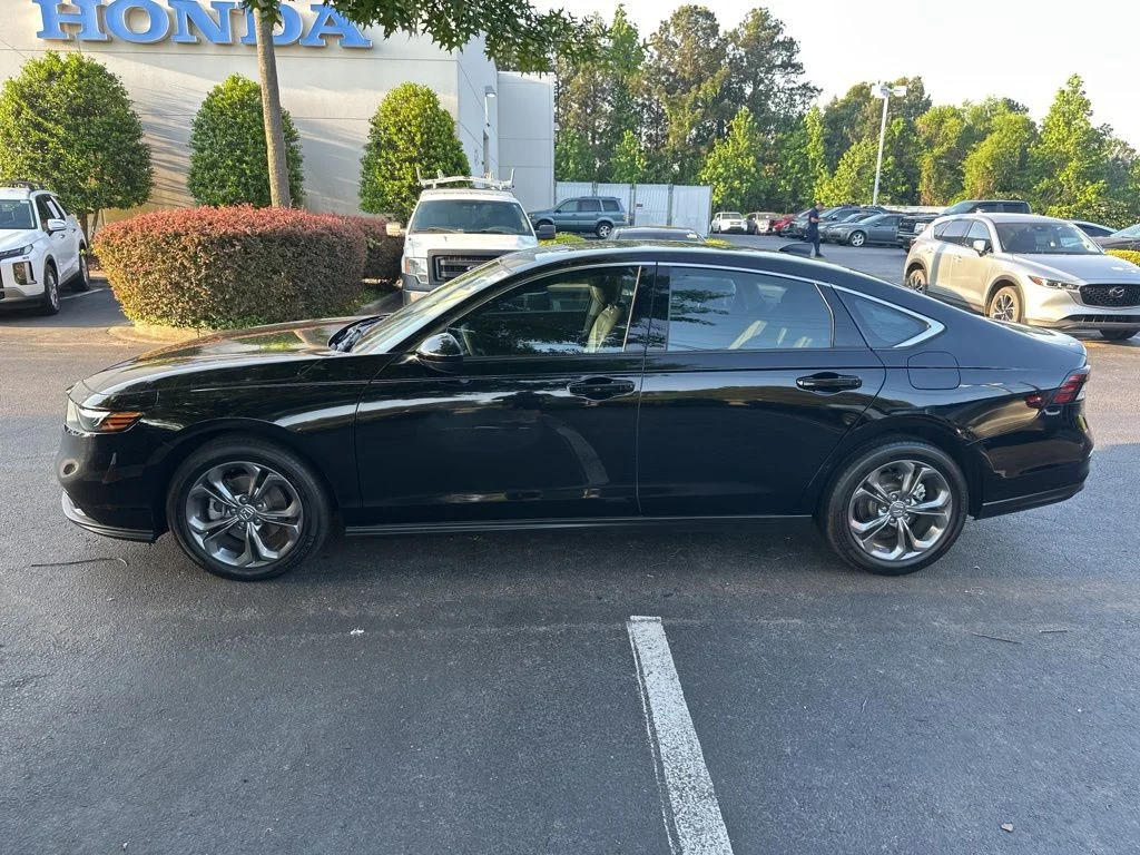 2024 Honda Accord EX - Photo 6