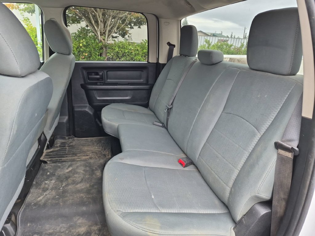 Used 2014 Bright White Clearcoat Ram Tradesman image 23