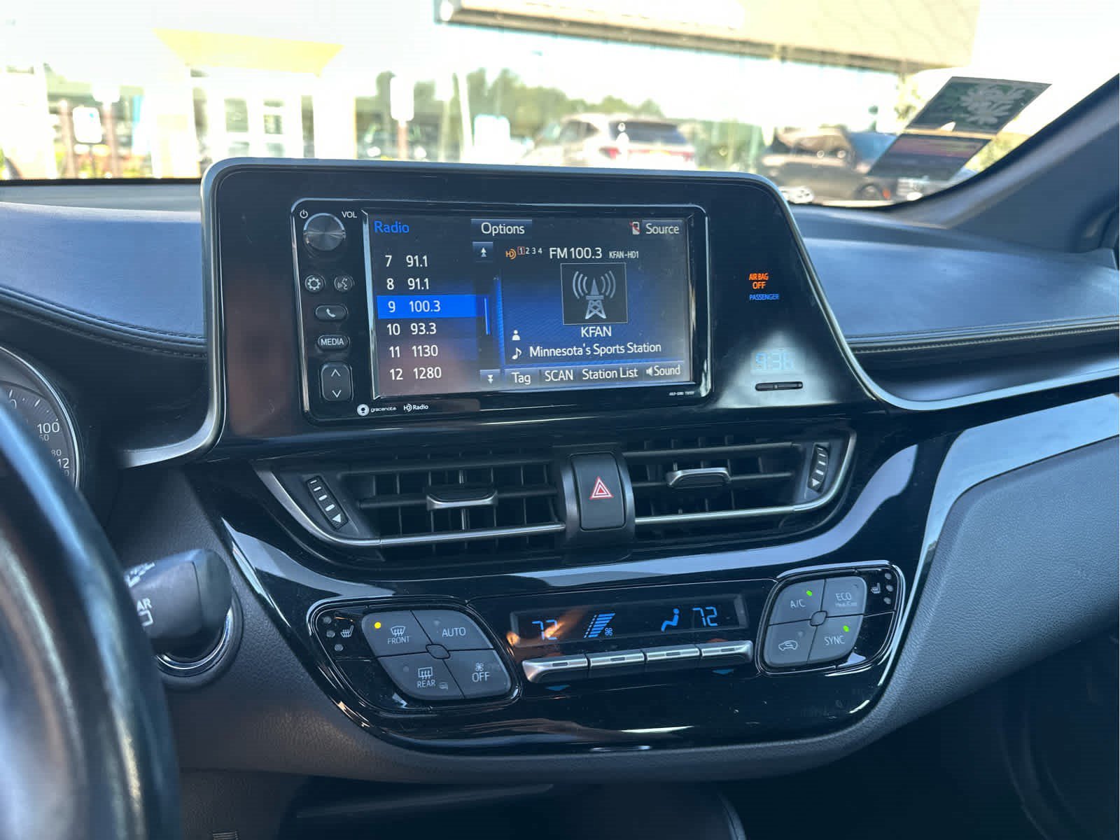 Used 2018 Ruby Flare Pearl Toyota XLE Premium image 11