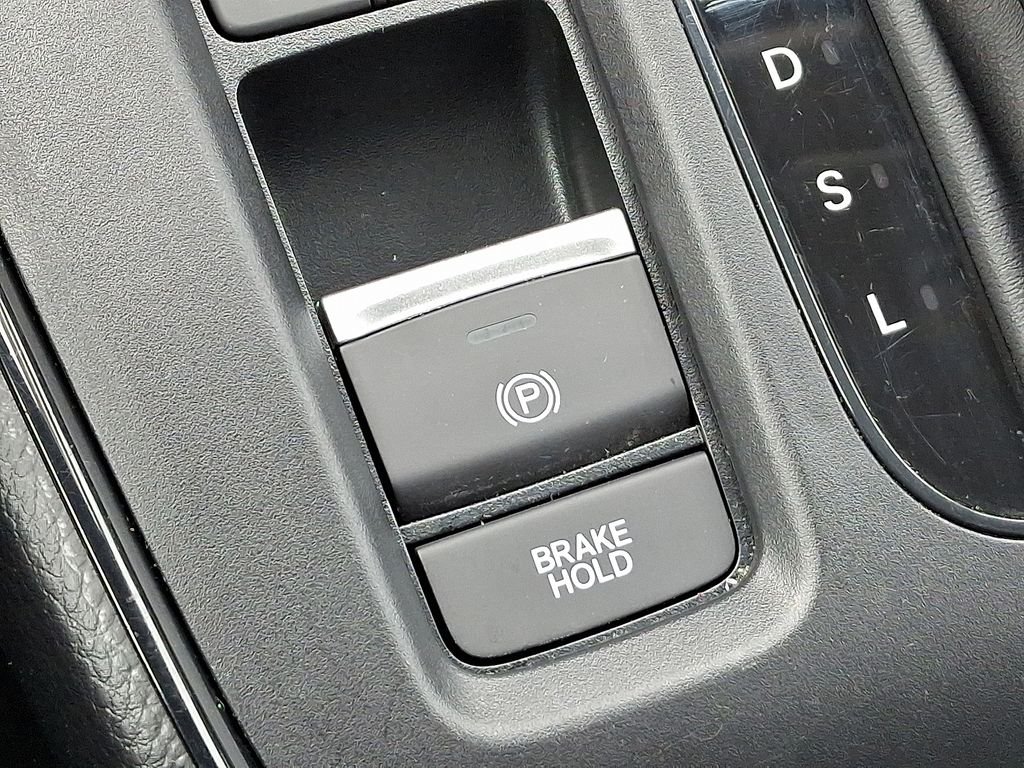 2025 Honda CR-V LX - Photo 26